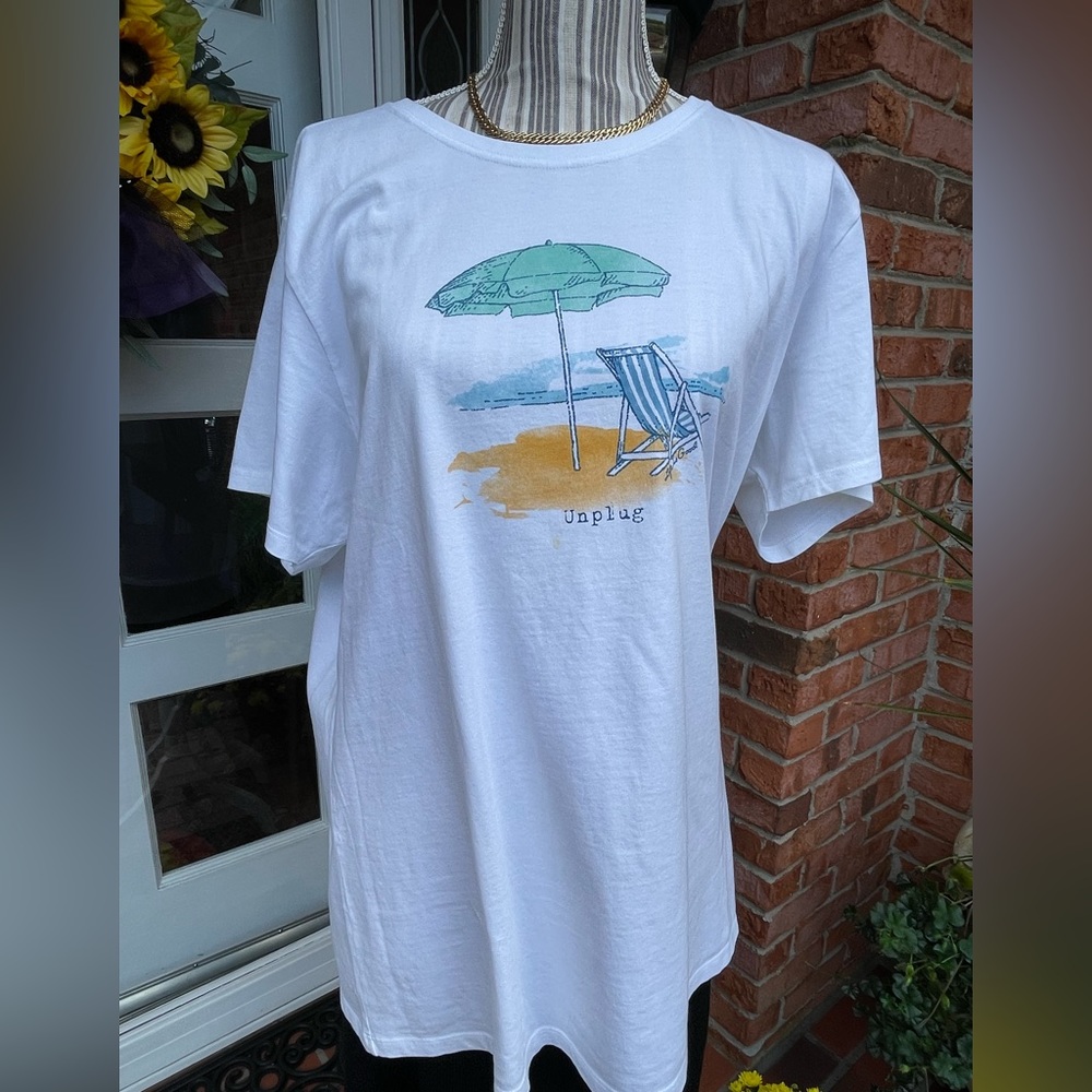 GOOD LIFE women’s tee shirt